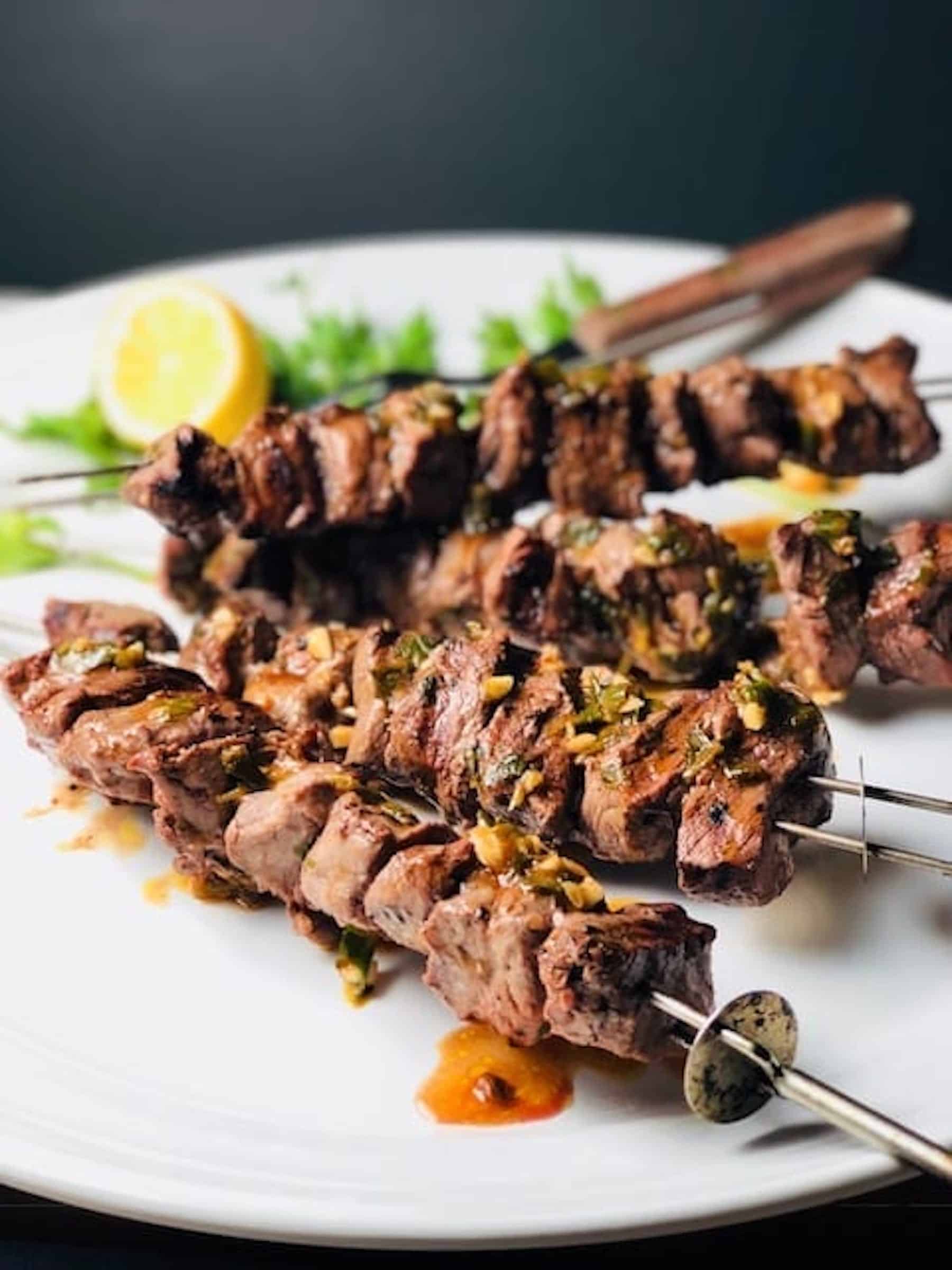 steak tips with rojo chimichurri