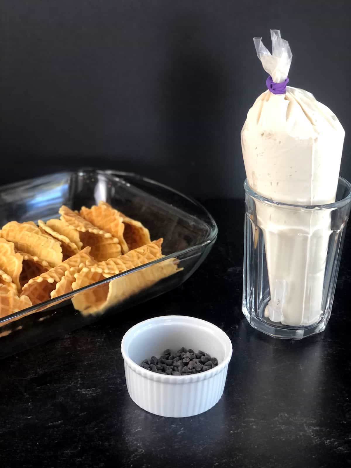 ingredients for pizzelle cannoli