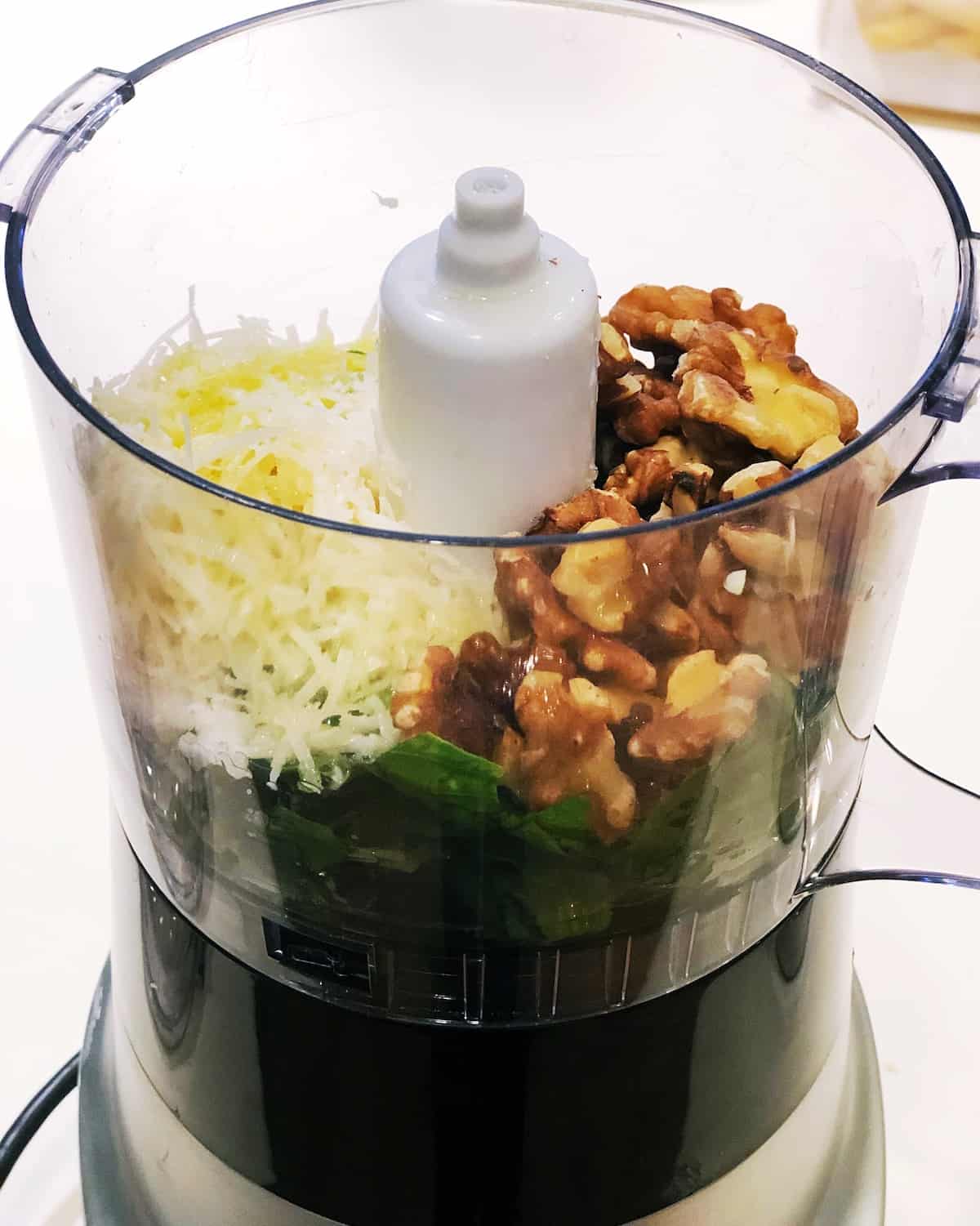 making walnut pesto