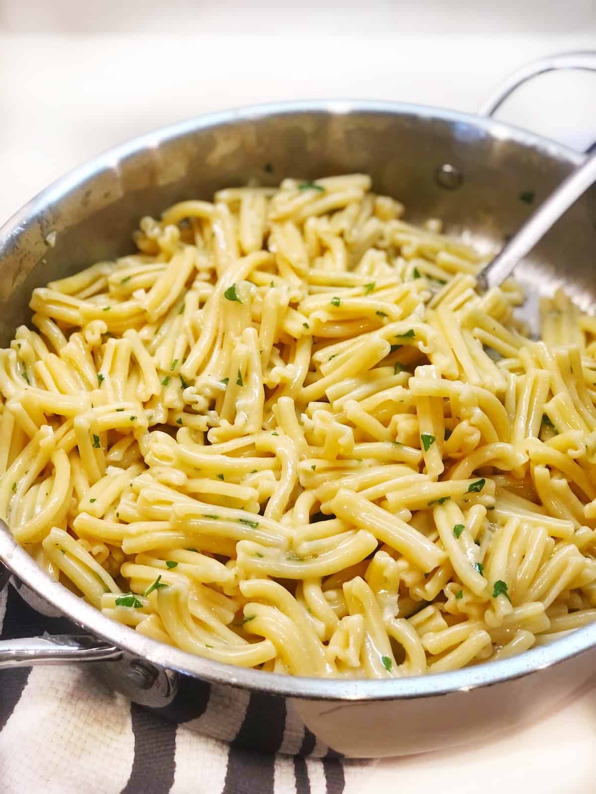 closeup of white wine garlic butter sauce